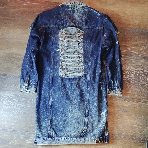 Thrill Blue Gradient Jean Jacket - Picture 3 of 4
